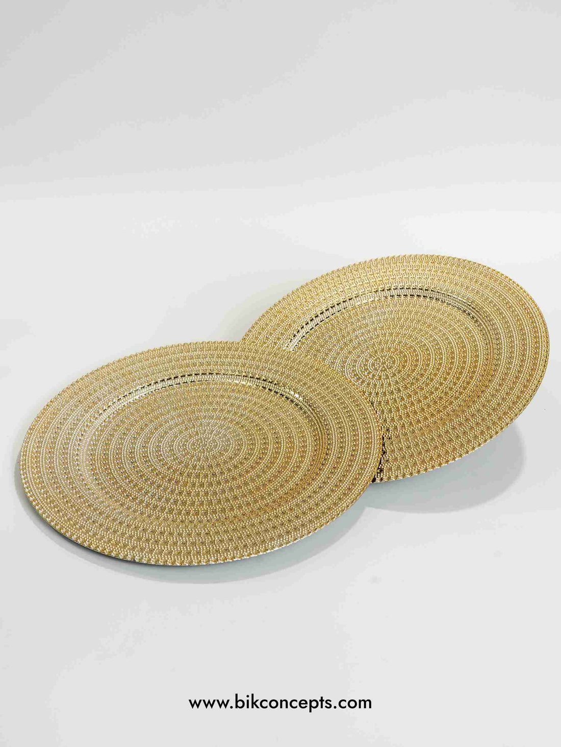 Gold spiral charger plates, ripple textured chargers, set of 6 gold plates, modern table setting, wedding charger set, 13 inch decorative charger, festive dinnerware, gold metallic under-plate