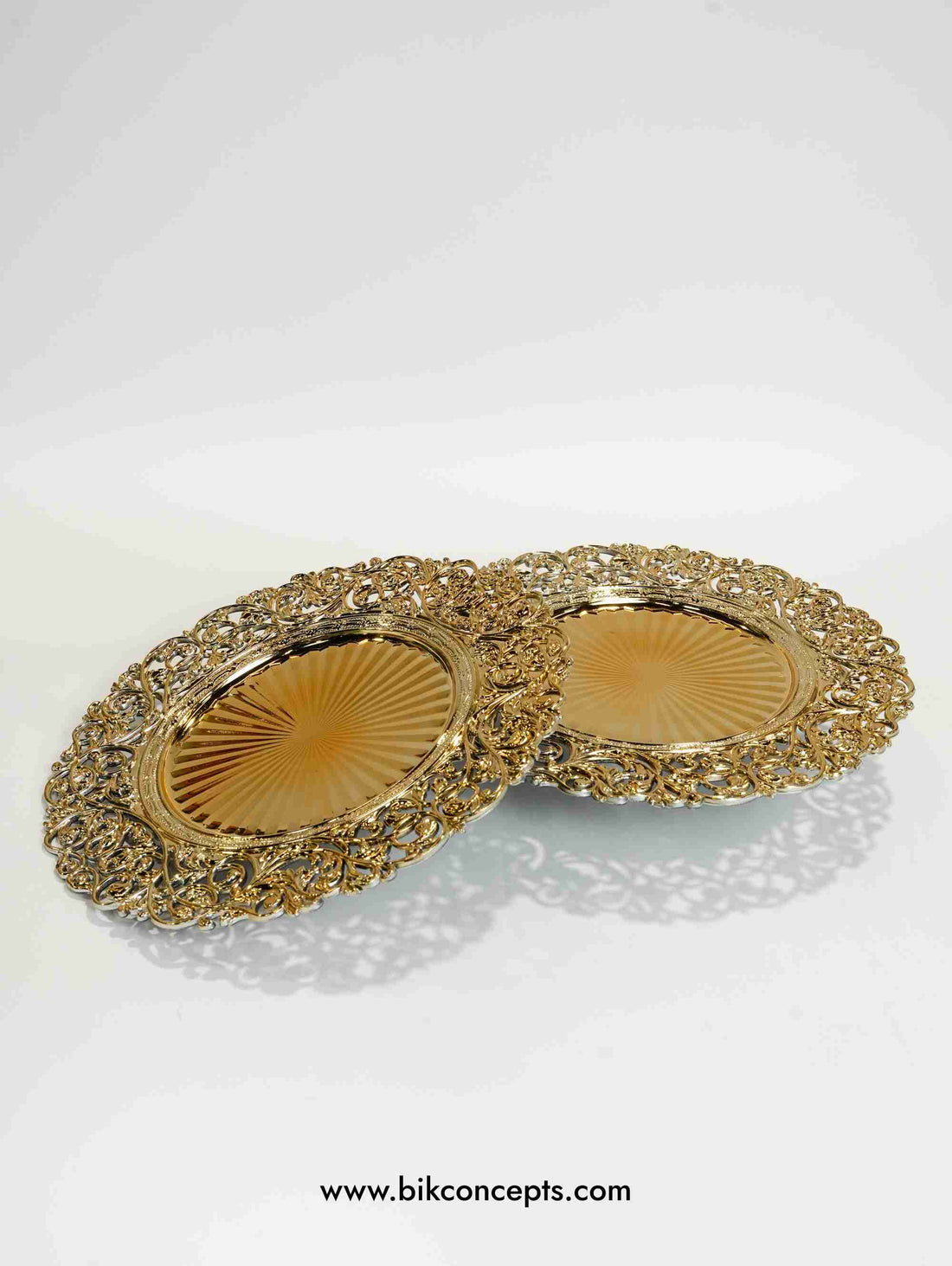 Baroque charger plates, gold filigree chargers, set of 6 dinner chargers, vintage wedding table decor, 13 inch gold plate, luxury holiday tableware, ornate charger set, under-plate server.