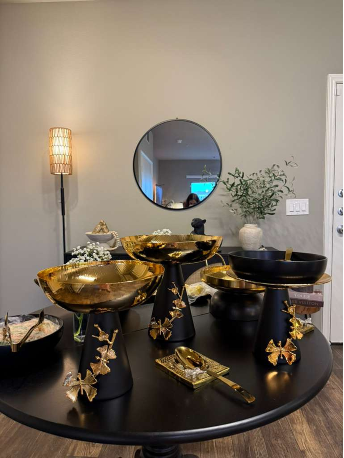 Modern Gold & Black Bowl - Ginkgo Accent Pedestal Centerpiece