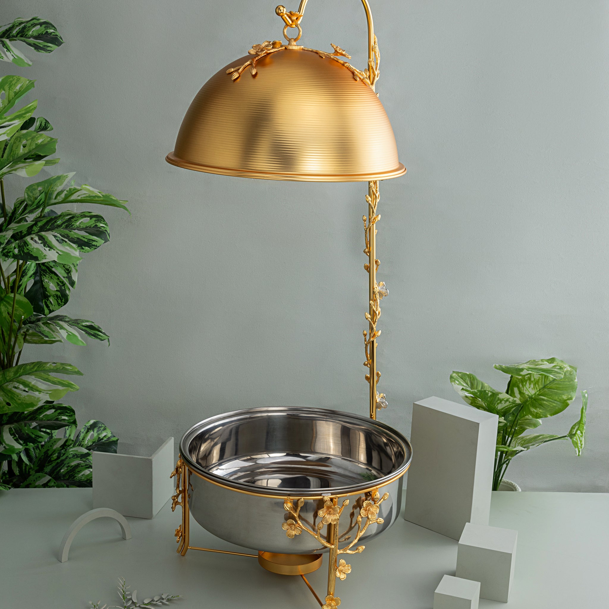 gold chafing dish