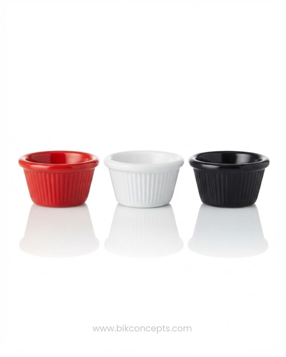 3 oz BPA Free Plastic Ramekins Set of 24, Fluted Plastic Sauce Cups Bulk, Commercial Restaurant Dip Cups 3 oz, Hotel Buffet Condiment Ramekin Set, Catering Service Dressing Cups Plastic, Shatterproof Plastic Dipping Bowls, Small Black White Red Plastic Ramekins, Bulk Portion Control Cups Plastic