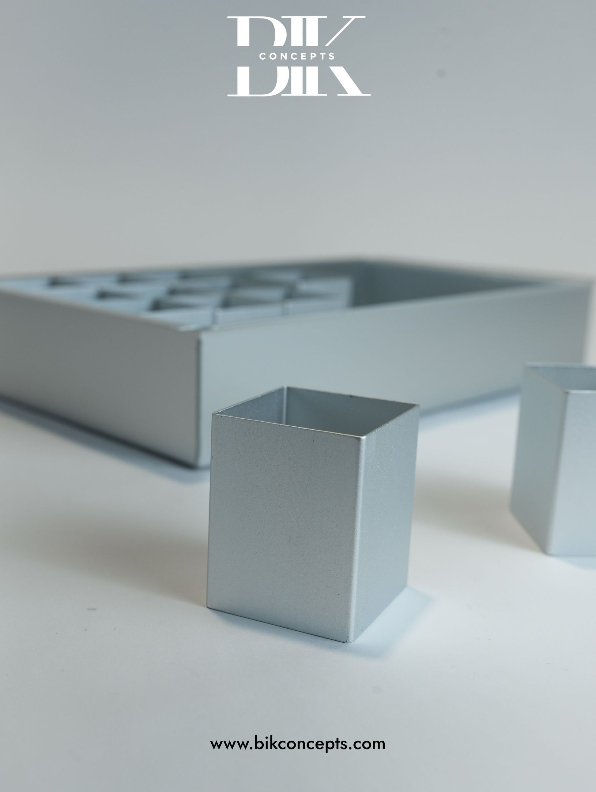 Alphabet baking pan, modular cake tin, professional bakeware, DIY number cake, aluminum baking mold, graduation cake pan.