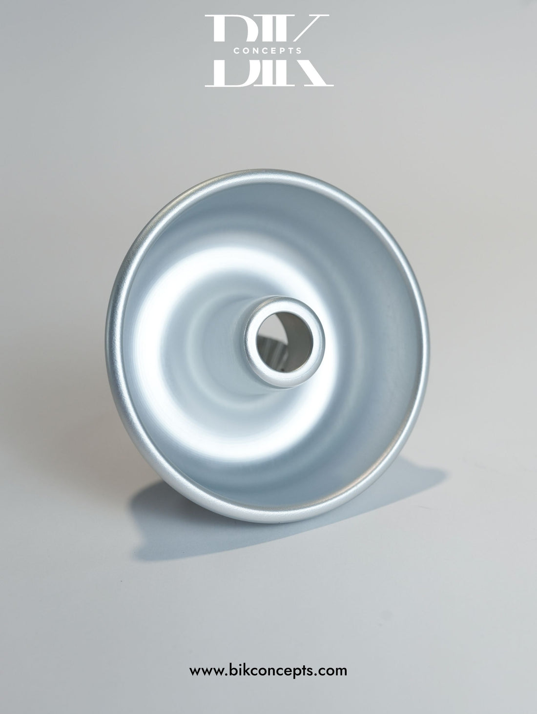 Chiffon cake pan, hollow tube pan, mini angel food cake mold, aluminum baking pan.