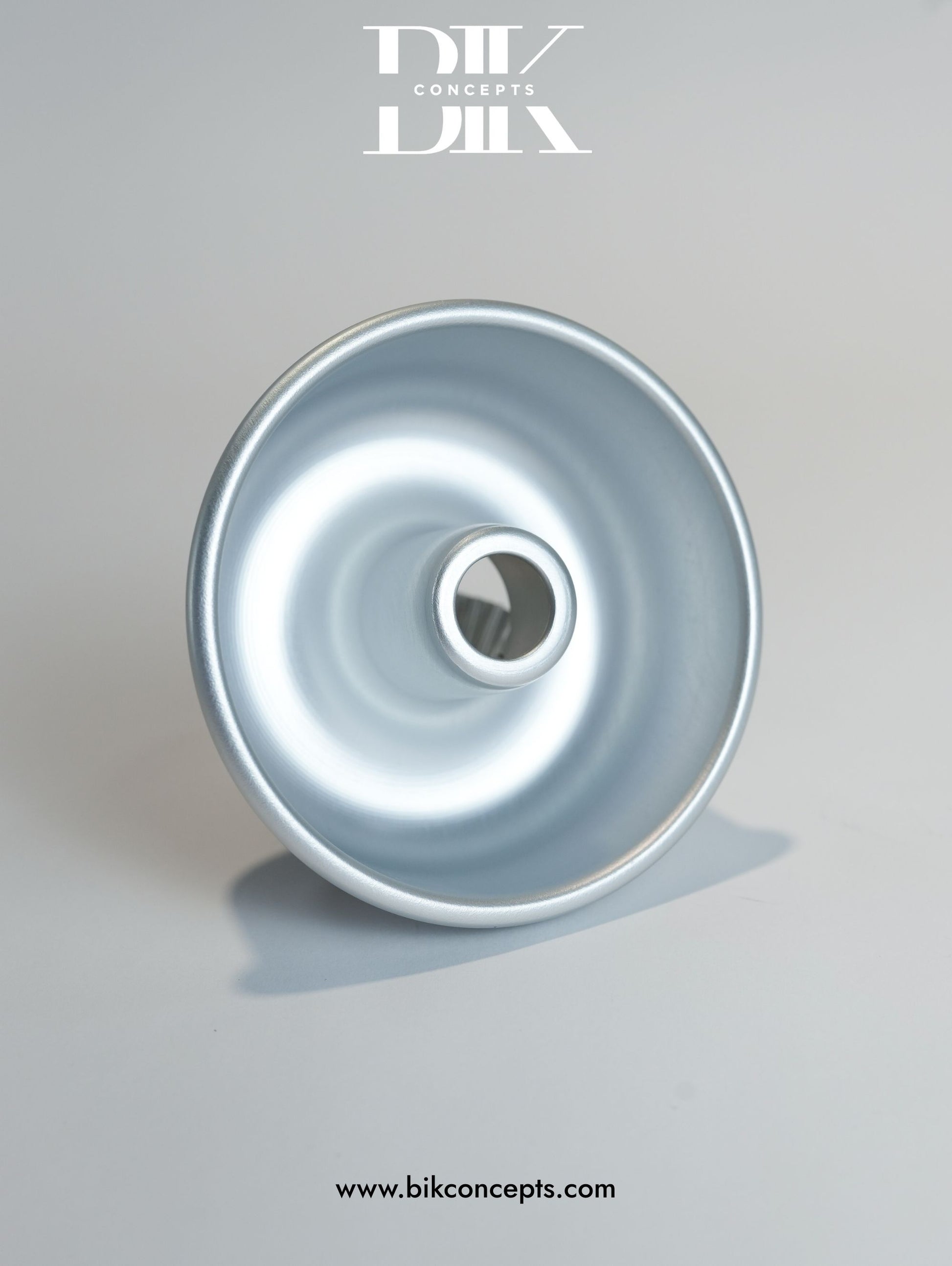 Small savarin mold, professional bakeware, tube cake tin, 4 inch cake pan, 5 inch tube pan, sponge cake mold.