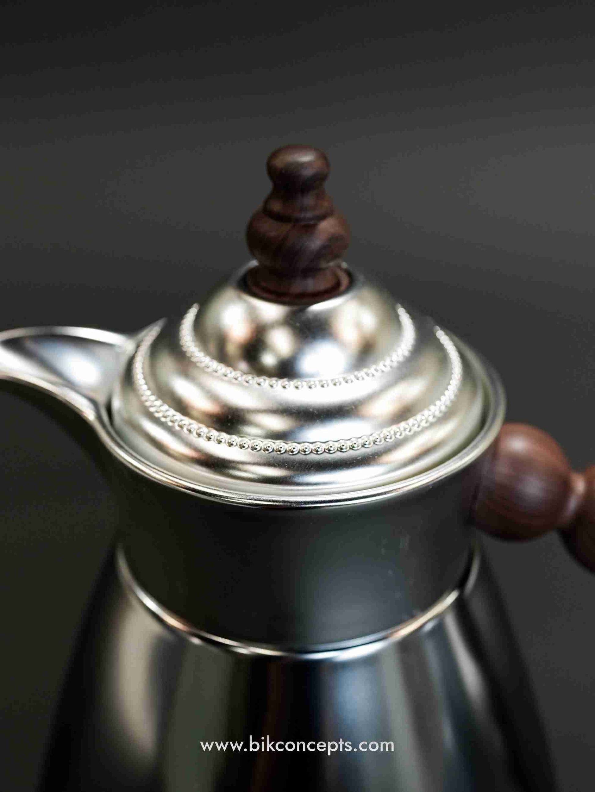 Chrome Dallah set, wood handle coffee flask, 2 piece insulated Dallah, silver Arabic tea set, 1L and 0.7L thermal flasks, luxury Gahwa pot, modern Arabic coffee server.