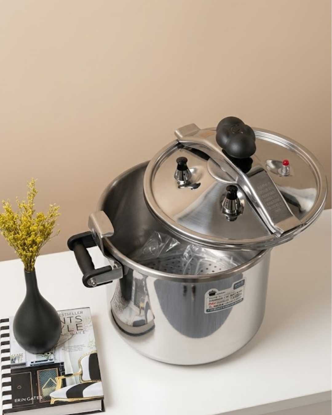Commercial Pressure Cooker, Restaurant Pressure Cooker, 25L Stainless Steel Cooker, 27 Liter Pressure Pot, Heavy Duty Catering Cooker, Large Capacity Soup Pot, Commercial Kitchen Cookware, Bulk Food Prep Cooker