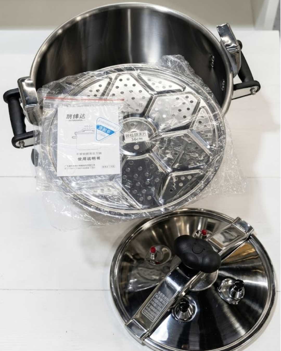 Commercial Pressure Cooker, Restaurant Pressure Cooker, 13L Pressure Pot, 21L Stainless Steel Cooker, 25 Liter Pressure Cooker, Heavy Duty Catering Cooker, Large Capacity Soup Pot, Commercial Kitchen Cookware, Bulk Food Prep Cooker