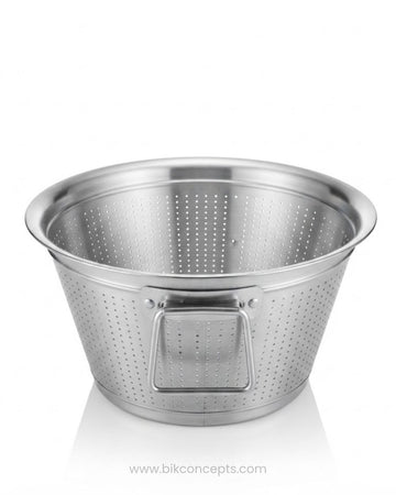 A stainless steel perforated colander basket with a side handle, Commercial Stainless Steel Strainer Tub, Large Batch Rice Colander, Perforated Stainless Steel Wash Tub, Heavy Duty Catering Strainer Basket, Commercial Kitchen Colander with Handles, 23 Inch Stainless Steel Rice Strainer, Hotel Kitchen Food Prep Container, Industrial Food Grade Colander Vessel, Stainless Steel Vegetable Rinsing Tub, Commercial Grade Pasta Draining Strainer