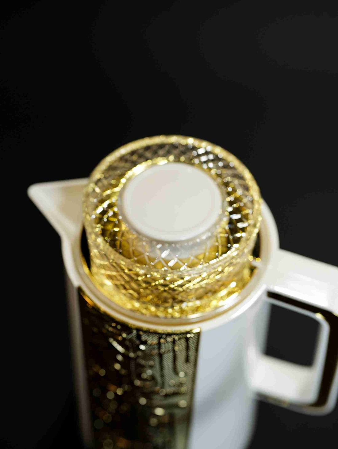 Arabic Dallah flask, insulated coffee pot, 1L thermal Dallah, Arabic calligraphy coffee pot, white and gold Gahwa flask, Middle Eastern coffee server, Ramadan table decor, luxury vacuum flask