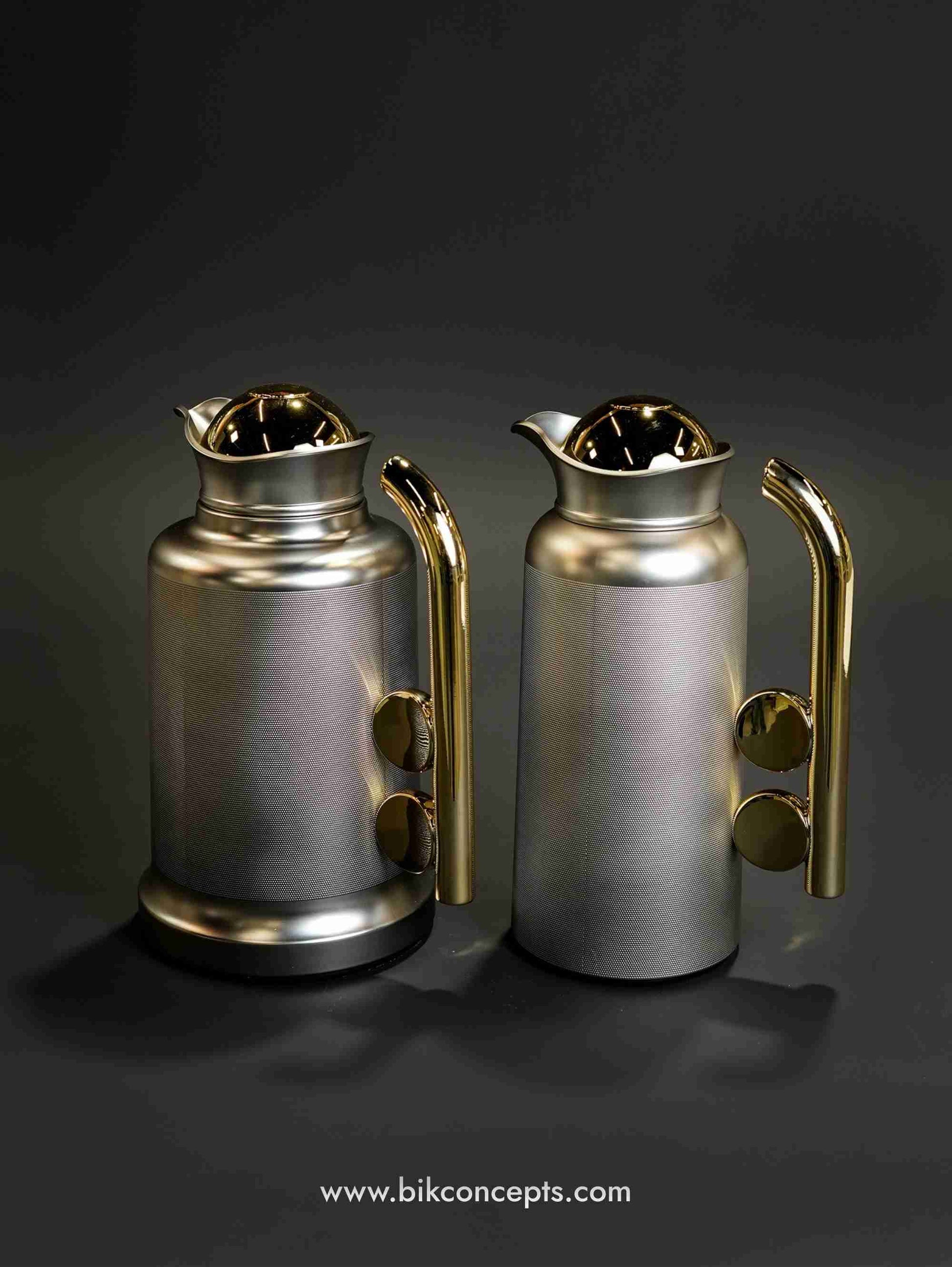 Arabic Dallah set, silver and gold coffee flask, 2 piece Dallah set, insulated Gahwa pot, luxury Arabic tea set, 1L and 0.7L thermal flasks, Ramadan table decor, traditional coffee server