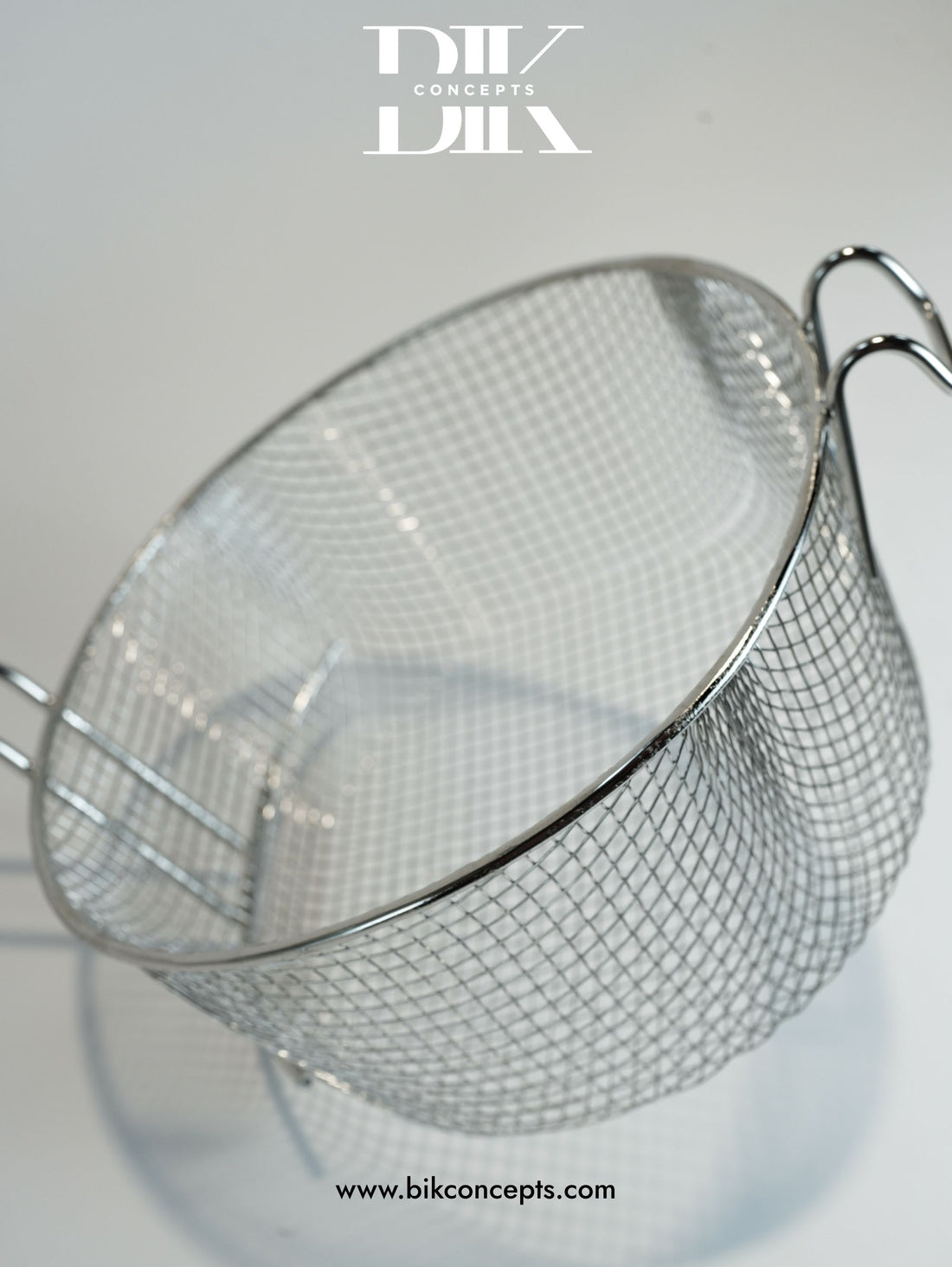 deep fryer basket, stainless steel frying basket, commercial fryer tool, chip frying basket, wire mesh skimmer, french fry basket, fryer basket with hook, heavy duty frying strainer
