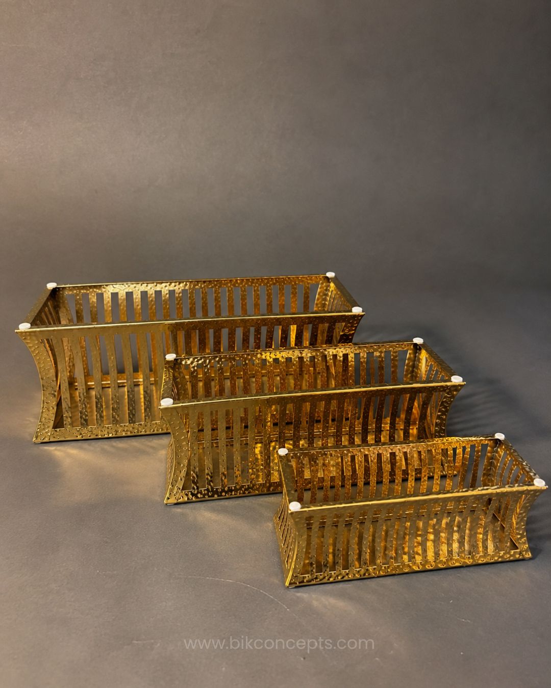Gold Metal Buffet Riser with Glass Top, Luxury Food Display Stand for Catering, Commercial Hotel Buffet Display Risers, Gold Dessert Table Display Pedestal, High End Catering Food Risers, Decorative Gold Metal Riser for Weddings, Multi Tiered Buffet Risers Small Medium Large, Opulent Buffet Server Display Stand, Gold Metal Pedestal Stand with Glass Shelf, Elegant Banquet Buffet Food Elevation Stand