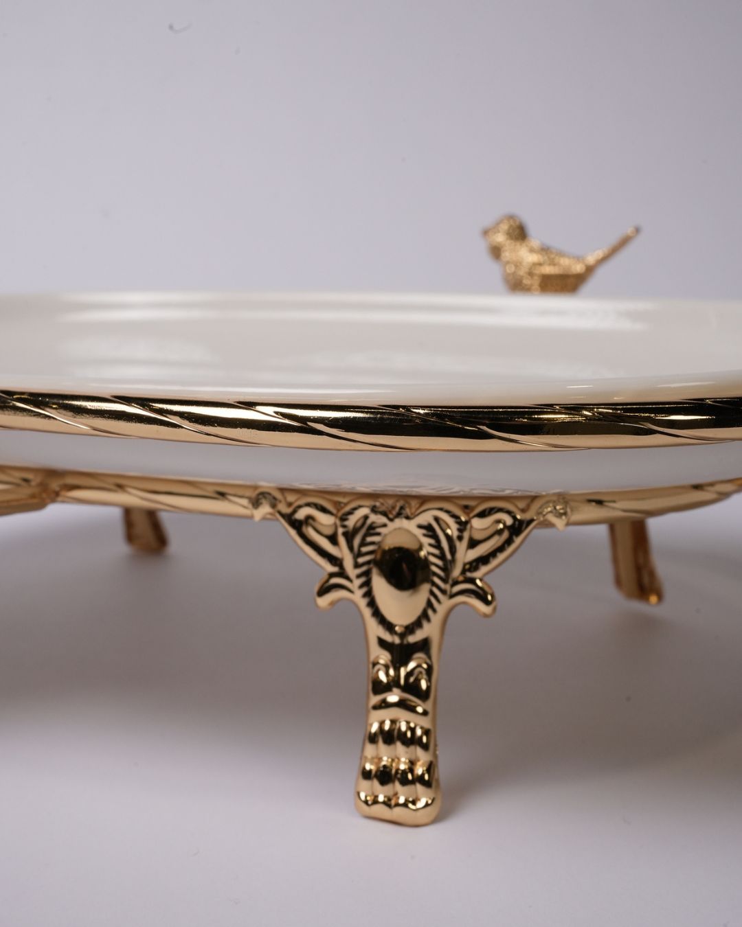 Gold Oval Serving Tray, Luxury Porcelain Serving Platter, High End Catering Platter, Decorative White and Gold Tray, Floral Bird Metal Serving Tray, Footed Decorative Vanity Tray, Upscale Event Hors d'Oeuvres Platter, Luxury Wedding Appetizer Tray, Designer Coffee Table Tray, Gold Metal Handles Serving Dish, Fine Porcelain Oval Platter
