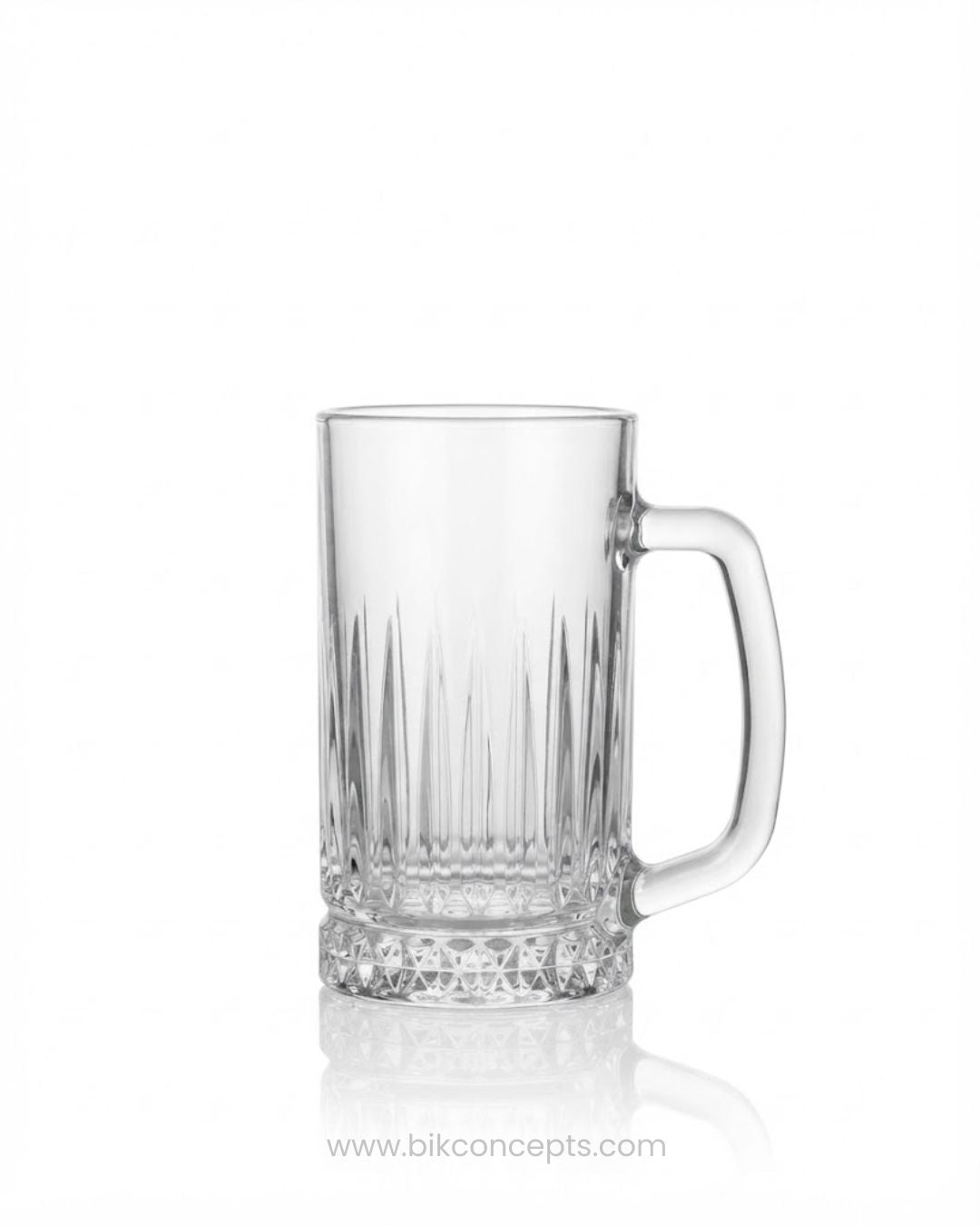 Large Clear Glass Beer Mugs 600ml, Cut Glass Beer Steins 20 oz Set of 2, Heavy Glass Tankards with Handle, Commercial Restaurant Barware Glasses, Hotel Bar Draft Beer Mugs, Large Capacity Iced Tea Glass Mugs, High Clarity Beverage Drinkware, Catering Service Beer Glassware