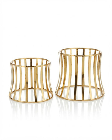 Gold Curved Round Buffet Riser, Metal Flared Food Display Stand with Glass Top, Luxury Round Buffet Riser for Hotel Catering, Gold Vertical Wire Display Pedestal, High End Event Dessert Stand, Decorative Hourglass Food Riser, Round Gold Buffet Stand Medium Large, Modern Wedding Catering Elevation Stand, Gold Metal Wire Cylinder Display Riser, Luxury Tabletop Buffet Risers