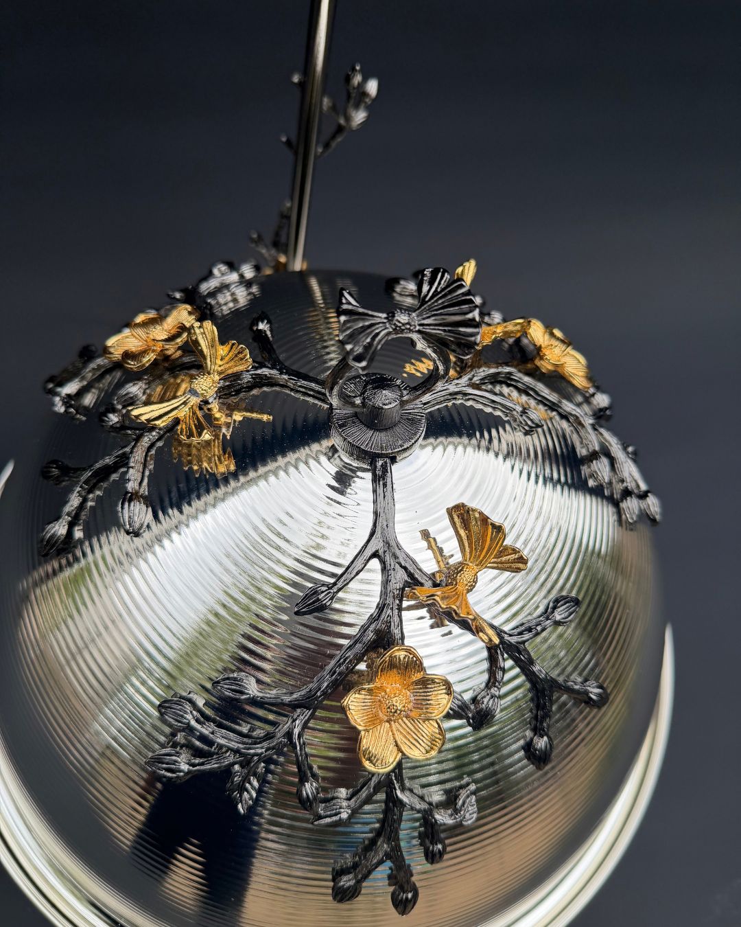 Luxury 6L Stainless Steel Chafing Dish, Black and Gold Floral Chafing Dish, Round Buffet Food Warmer, Designer Catering Server, Decorative Home Hosting Chafing Dish, High End Hotel Buffet Equipment, Elegant Party Food Warmer, Floral Vine Stainless Steel Chafing Set