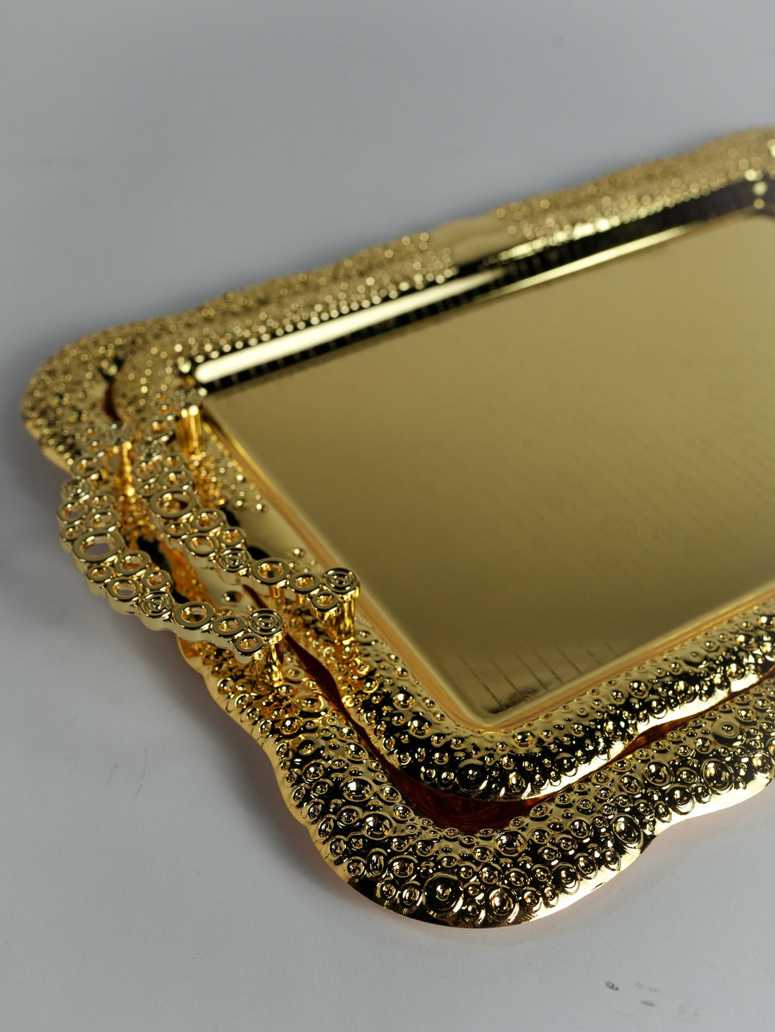 Opulent Gold Serving Trays (2pc Set) | Luxury Scalloped Butler Trays