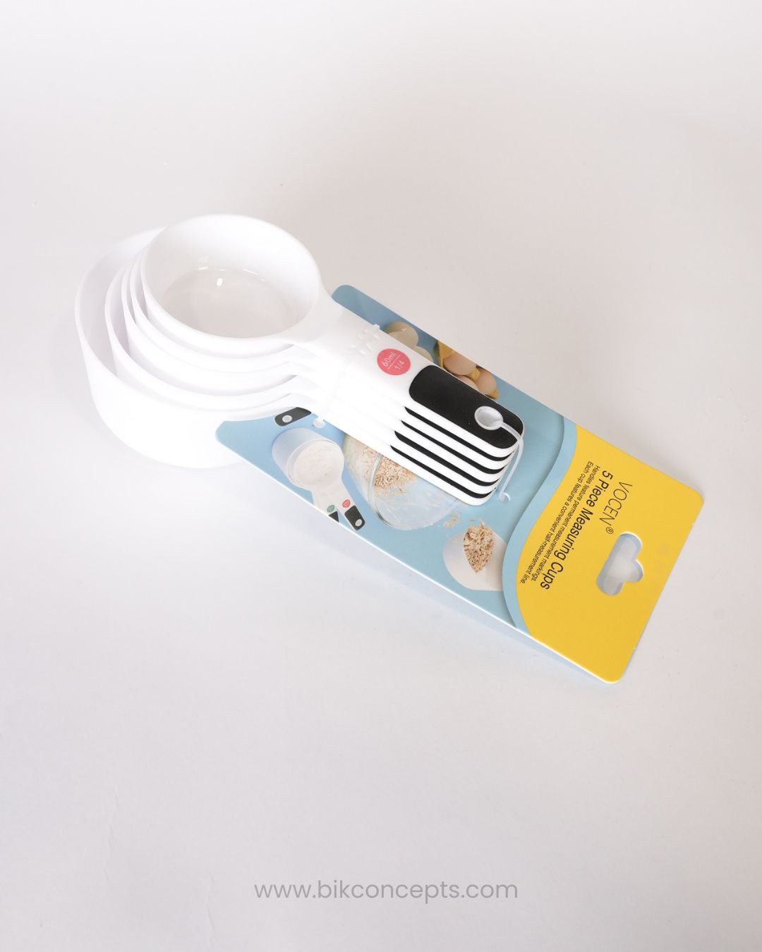 5 Piece Plastic Measuring Cups Set, White Nesting Measuring Cups, Commercial Bakery Ingredient Measuring Set, Stackable Plastic Measuring Cups 250ml, Restaurant Kitchen Measuring Tools, Catering Service Baking Cups, Dry and Liquid Ingredient Measuring Set, White Plastic Portioning Cups