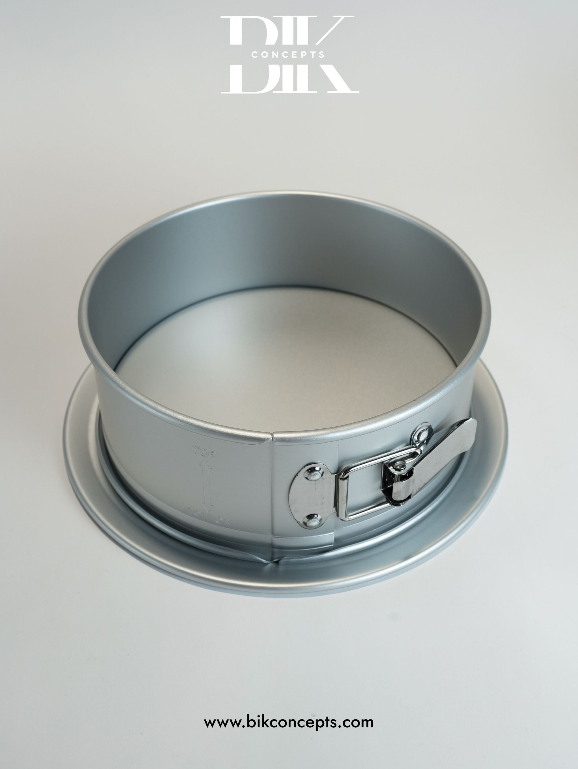 9-Inch Round Springform Pan for Baking Cakes and Desserts