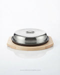 Round Cast Iron Sizzling Platter 10 Inch, Cast Iron Steak Plate with Stainless Steel Lid, Covered Sizzler Pan with Wooden Base, Commercial Restaurant Sizzling Steak Plate, Hotel Catering Covered Fajita Platter, Heavy Duty Round Cast Iron Fajita Plate, Stainless Steel Dome Cover Sizzler Set, Restaurant Quality Hot Cast Iron Serving Dish