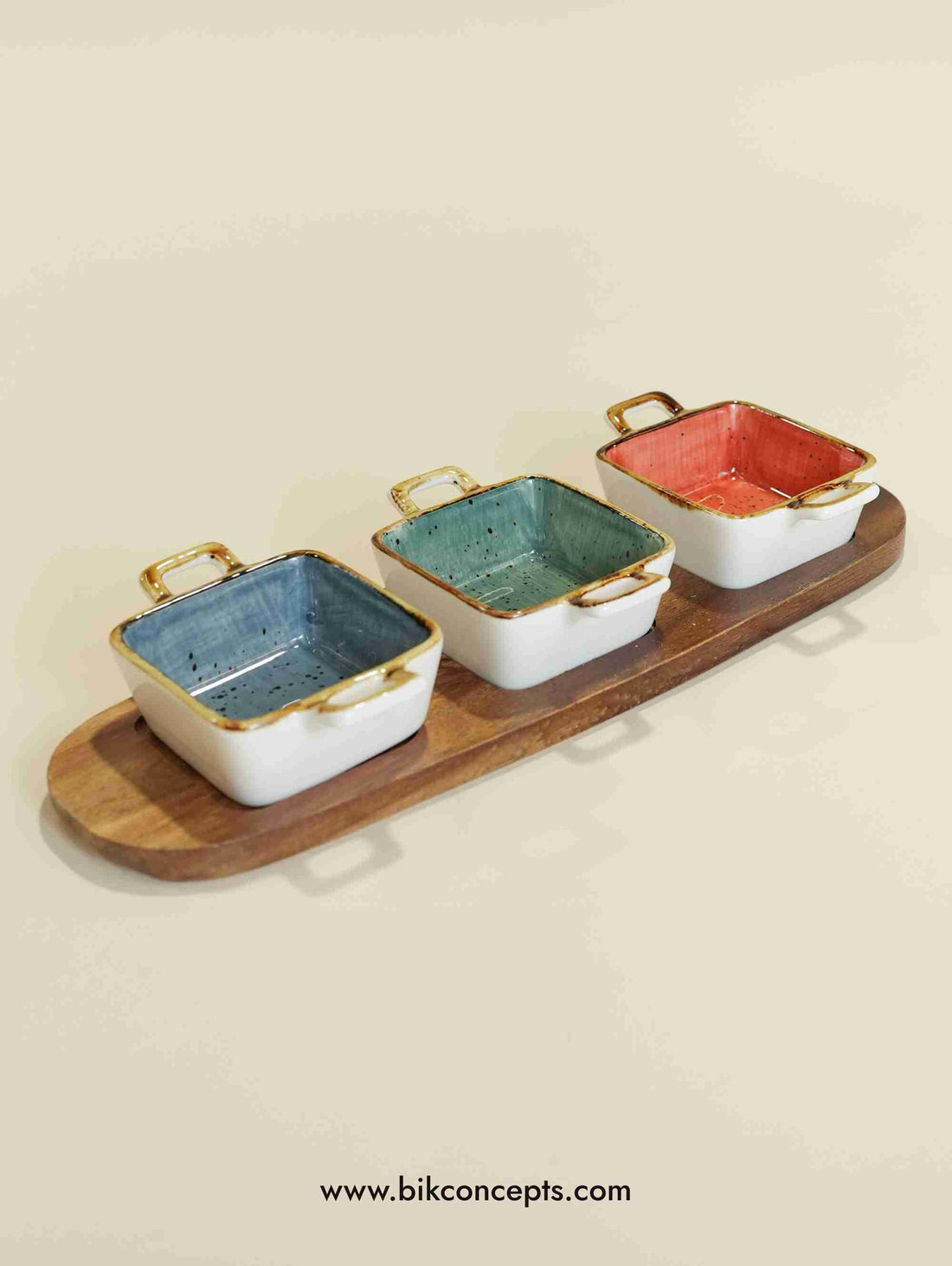 Square dipping bowls, ceramic appetizer set, wood tray serving set, 3 piece dip server, white ceramic condiment bowls, modern snack tray, hosting essentials.