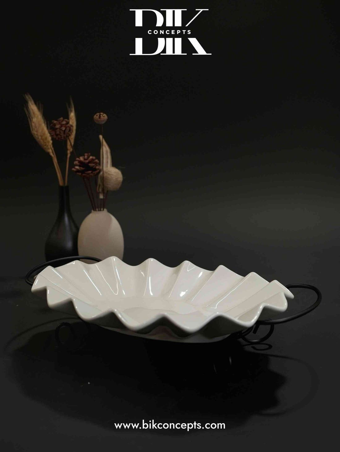 White wavy serving bowl, porcelain bowl on stand, luxury main course server, 