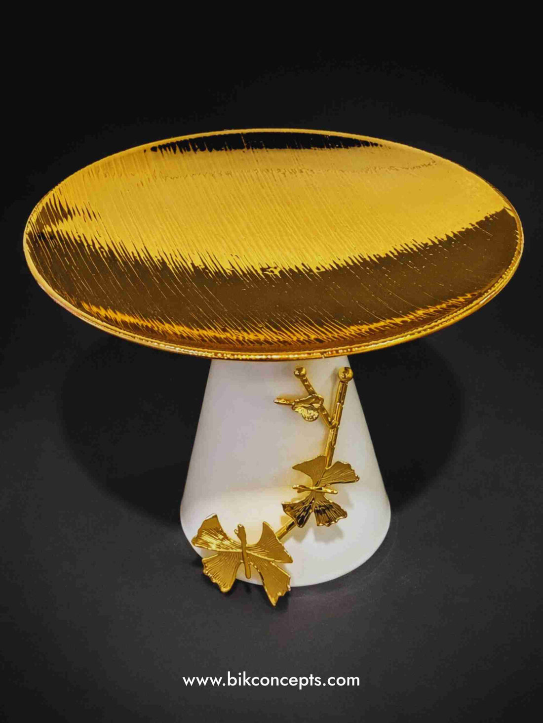 Gold Ginkgo Leaf Flat Pedestal Server – Elegant White & Gold Platter